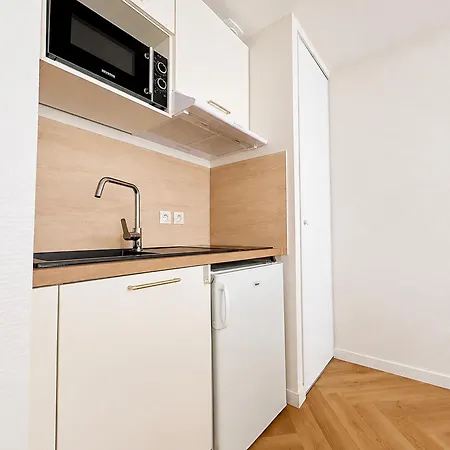 T2 Moderne Proche La Rochelle Avec Parking Privé * Périgny