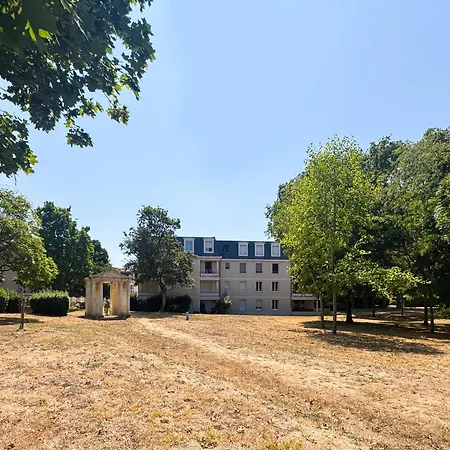 Appartement T2 Moderne Proche La Rochelle Avec Parking Privé